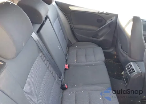 2013 Volkswagen Golf 2.5L 4-Door from USA, damaged, VIN WVWDB7AJ3DW131647